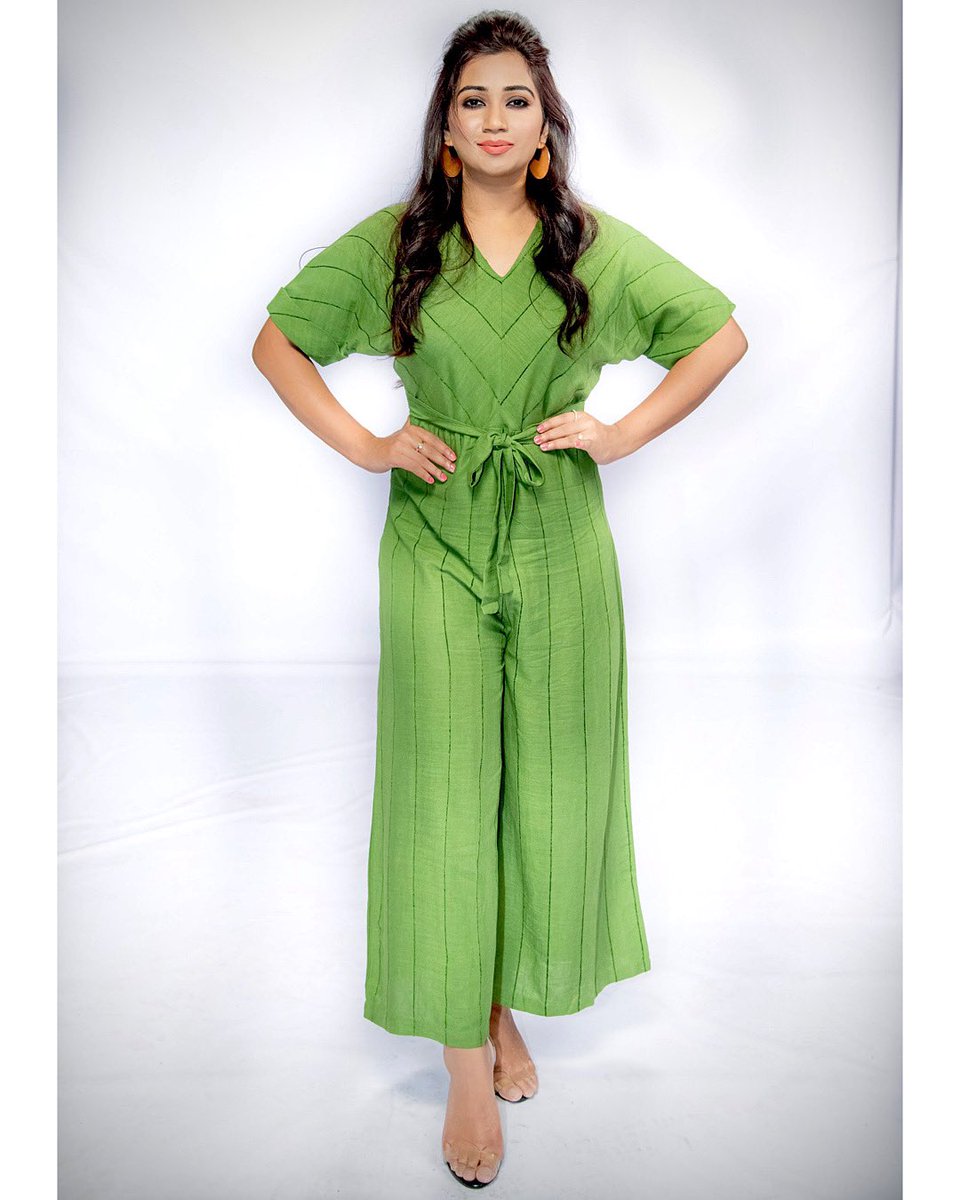 shreyaghoshal's tweet image. Wassup!