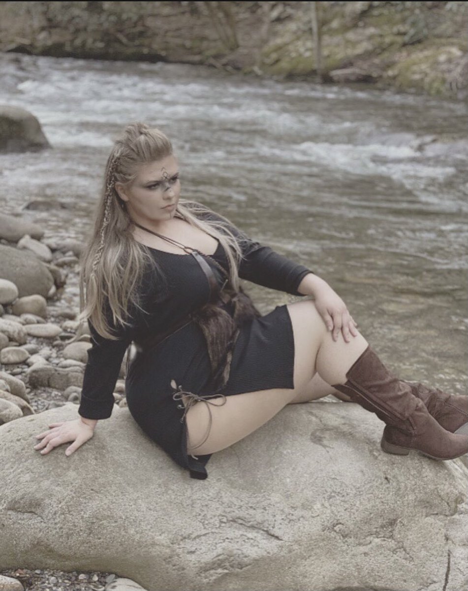 SarahRosebbw's tweet photo. Would you want to see this Vikings nudes?🥵

#tits #boobs #bbw #bbwass #BBWFREAK #bbwbeauty #cosplay #plussize #bbwbeauty #bbwgodddess #thick #thickthighs #feet #foot #footfetish #nudes #sellingcontent #secretseller #sizetwitter #bbwfacesitting #bbwwomen #bbwmistress #bbwphotos https://t.co/195mW2Dywa