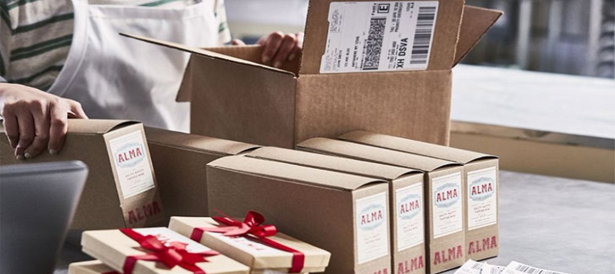 myboxprintingus's tweet photo. Custom printed boxes📦are manufactured of high-quality ⚡️materials that are sturdy in nature and can also be customized in a bundle of creative and innovative formats.
https://t.co/mjc9hp5dfS
#customprintedbox #packaging #printing #design #business #customboxes #MyBoxPrinting https://t.co/cs9J7q3FV0