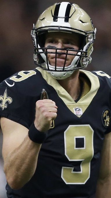 edrobinson82's tweet photo. On #NFL Wrap-Up, a preview of #Week9 including the #SundayNightFootball showdown between #GoBucs and #Saints with @DHarrison82 #DavidHarrison from the @LockedOnBucs #LockedOnBucs #podcast and @Bucs_Nation #BucsNation. 
Click the link below to download:
👇
https://t.co/V2Dq1iZLtJ https://t.co/ZPsha98jz0