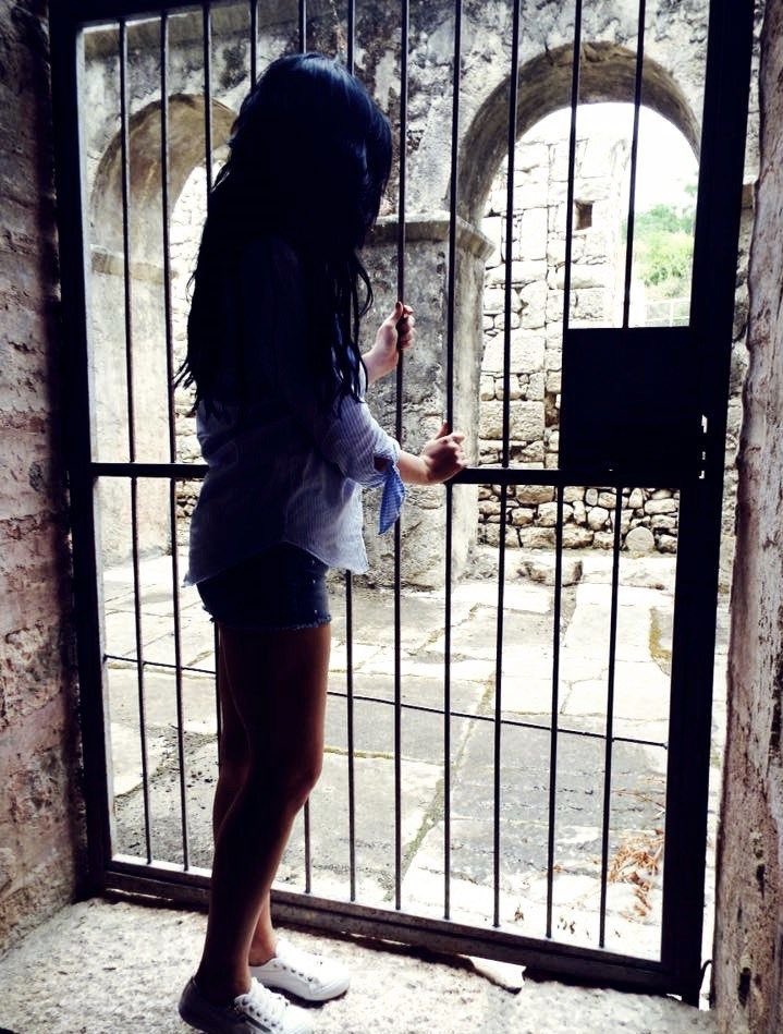 CelineEverson's tweet photo. One bad chapter doesn’t mean your story is over ....

#model #ThursdayMotivation #life #cool #hot #hair #beauty #Beautiful #photo #style #starslive #girlsfromstudio20 https://t.co/zkaYGS3pzF