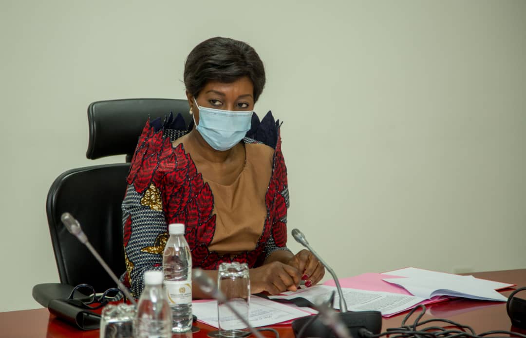 EnvDDBC_GouvCg's tweet photo. En présence de @maleye_diop, Représentant Résident du @pnudfr, Madame @ASoudanNonault , Ministre du Tourisme et de l’Environnement, a reçu une délégation de WWF, venue présenter le projet #BIODEV.
https://t.co/ZIYCSwQ1Sm
@PNUDRepduCongo https://t.co/EnfEIKMJQU