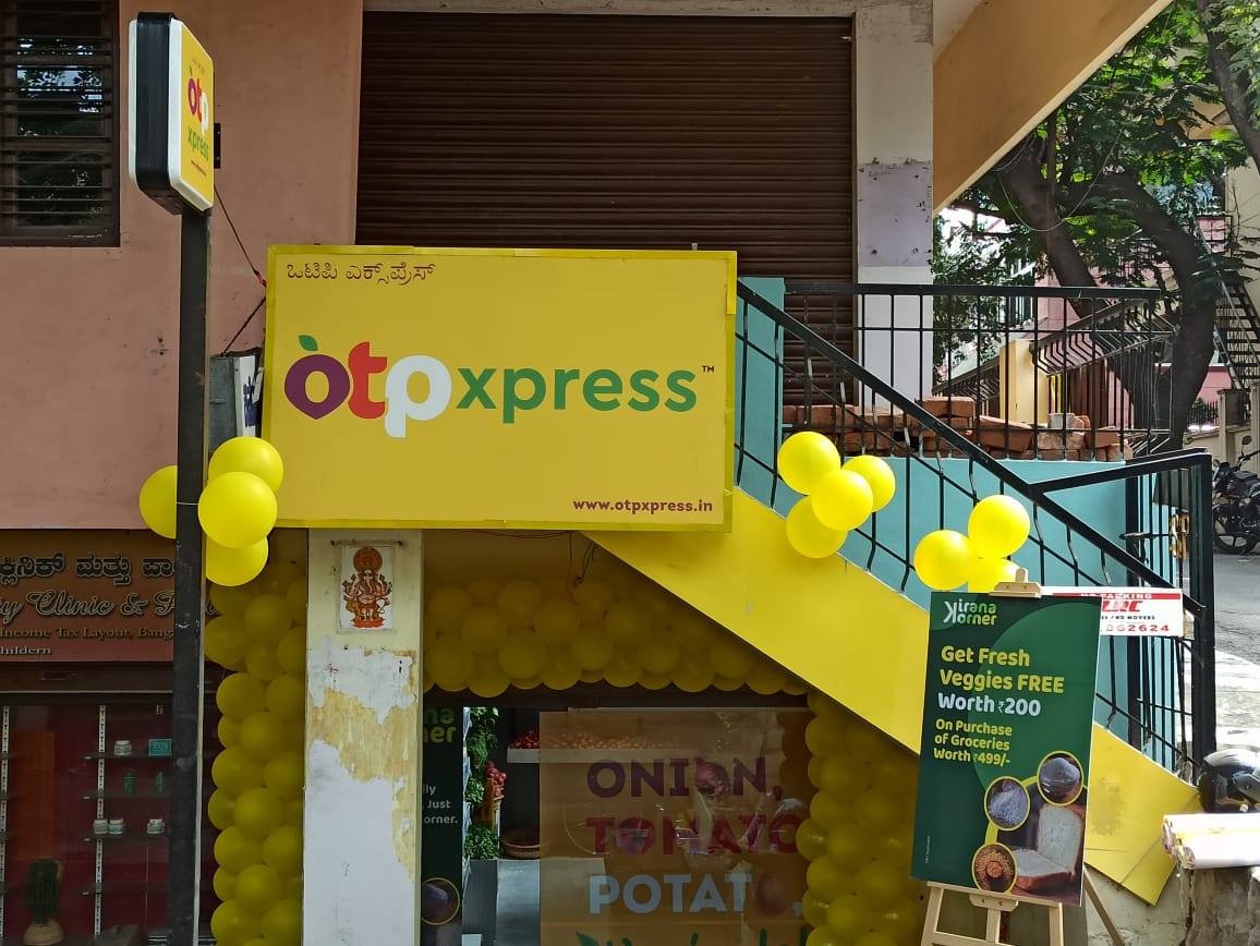 OTP_Xpress's tweet photo. We are now open at Attiguppe. Join us to celebrate on Thursday, November 5th, 2020 from 7 AM to 10 PM
Visit us at https://t.co/9LNfsoH0Gc
Call us at 080-4559-2222 to place the order.
#NewOTPStore,#bangalore,#freshvegetables,#todaysoffer,#Attiguppe,#freedelivery,#lowestprice https://t.co/uQSKcXrCnp