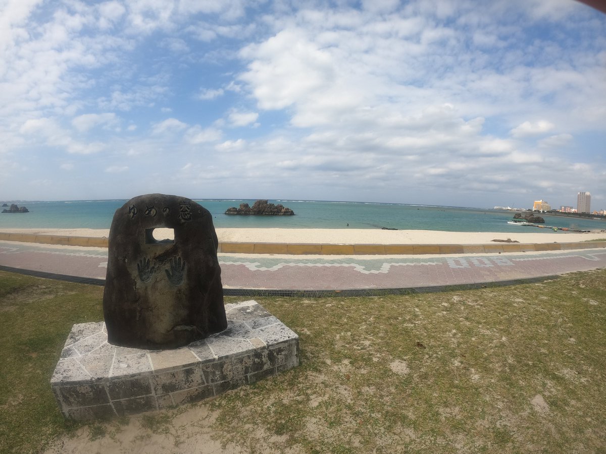 okinawanderer's tweet photo. OkiNews!!   Chatan town wins the #1 most comfortable town in Okinawa

https://t.co/qbdl85KVNV

#okinawa #chatan #beach #sunset #araha https://t.co/zUzYC5o6OH