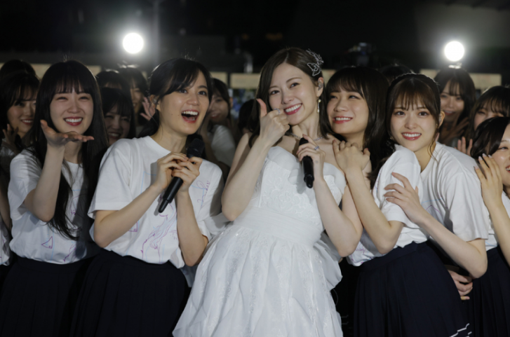 TGU_JAPAN's tweet photo. Thank you Maiyan!! Mai Shiraishi’s tear-jerking graduation concert !!
https://t.co/YSSOONRdKU

#白石麻衣卒業コンサート ＃白石麻衣 #まいやんありがとう #maishiraishi https://t.co/TsaA2HjnUx