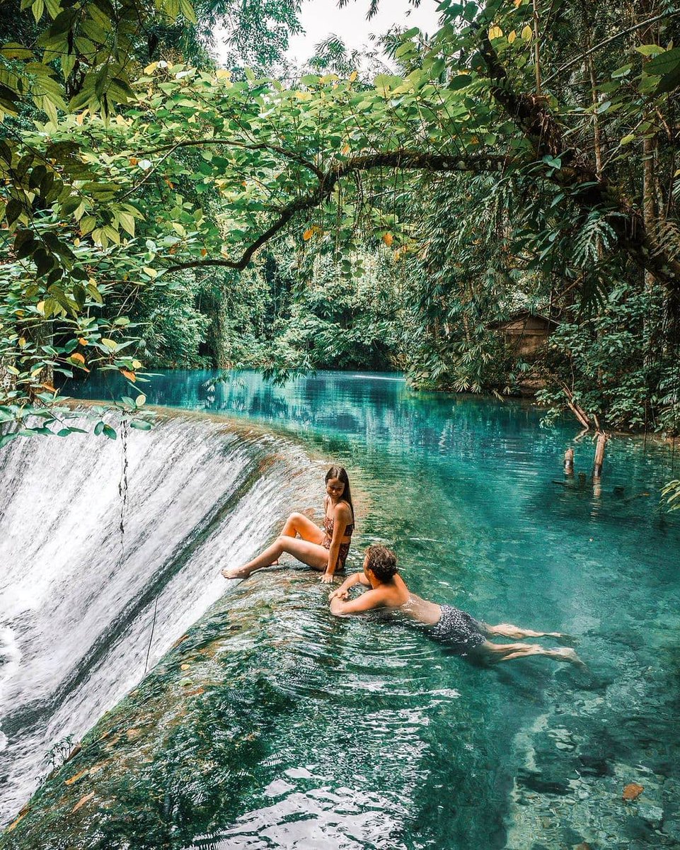 truehab's tweet photo. Indonesia's popular Kawasan falls🌊
Double Tap If You'd Rather Be There❤
.
📸 @kotravellers
.
#lovetraveling #traveladdicted #tropicalparadise #traveldestination #vacationgoals #mytripmyadventure #lifewelltravelled #adventureculture #traveldiaries #traveler #kasawanfalls https://t.co/9QldTDzA2o