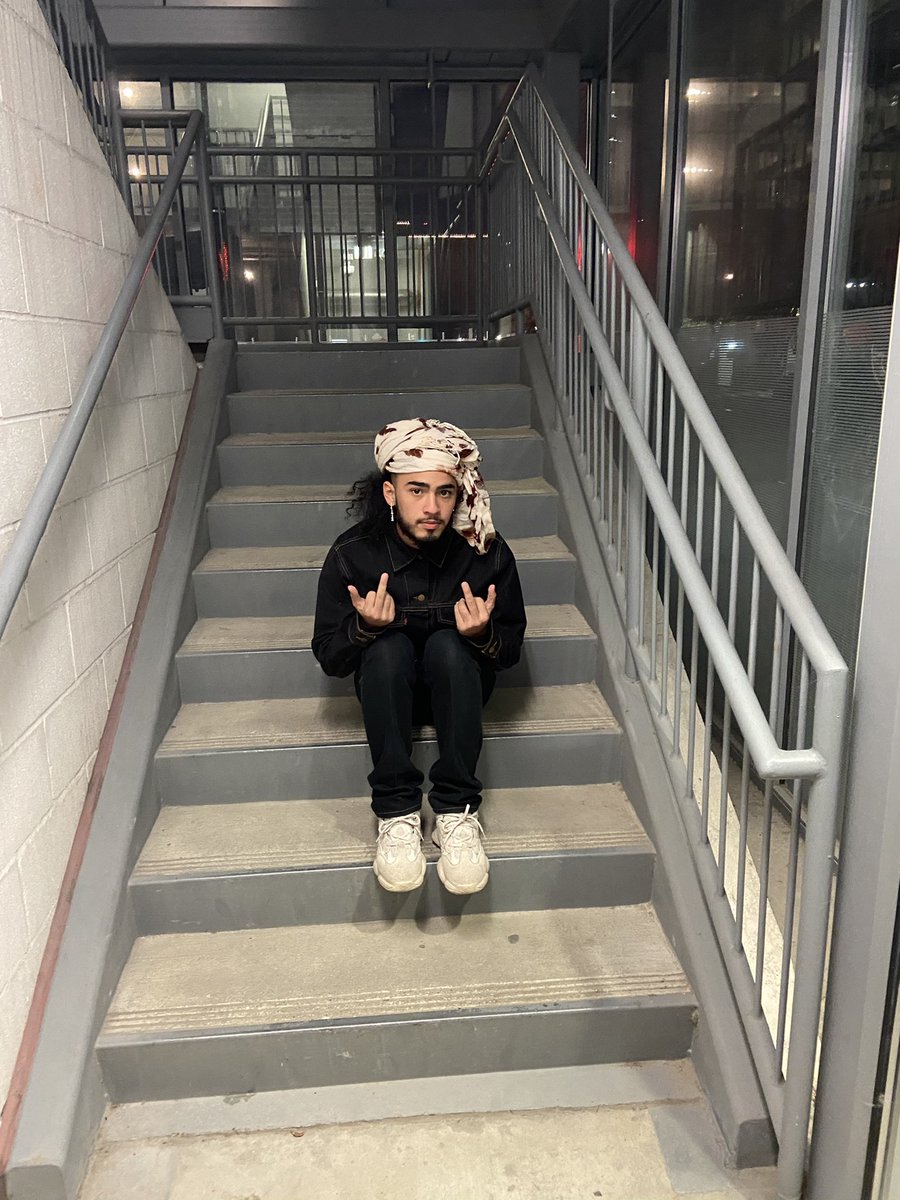 chanelbandit1's tweet photo. https://t.co/Eg2vCD8VMA
