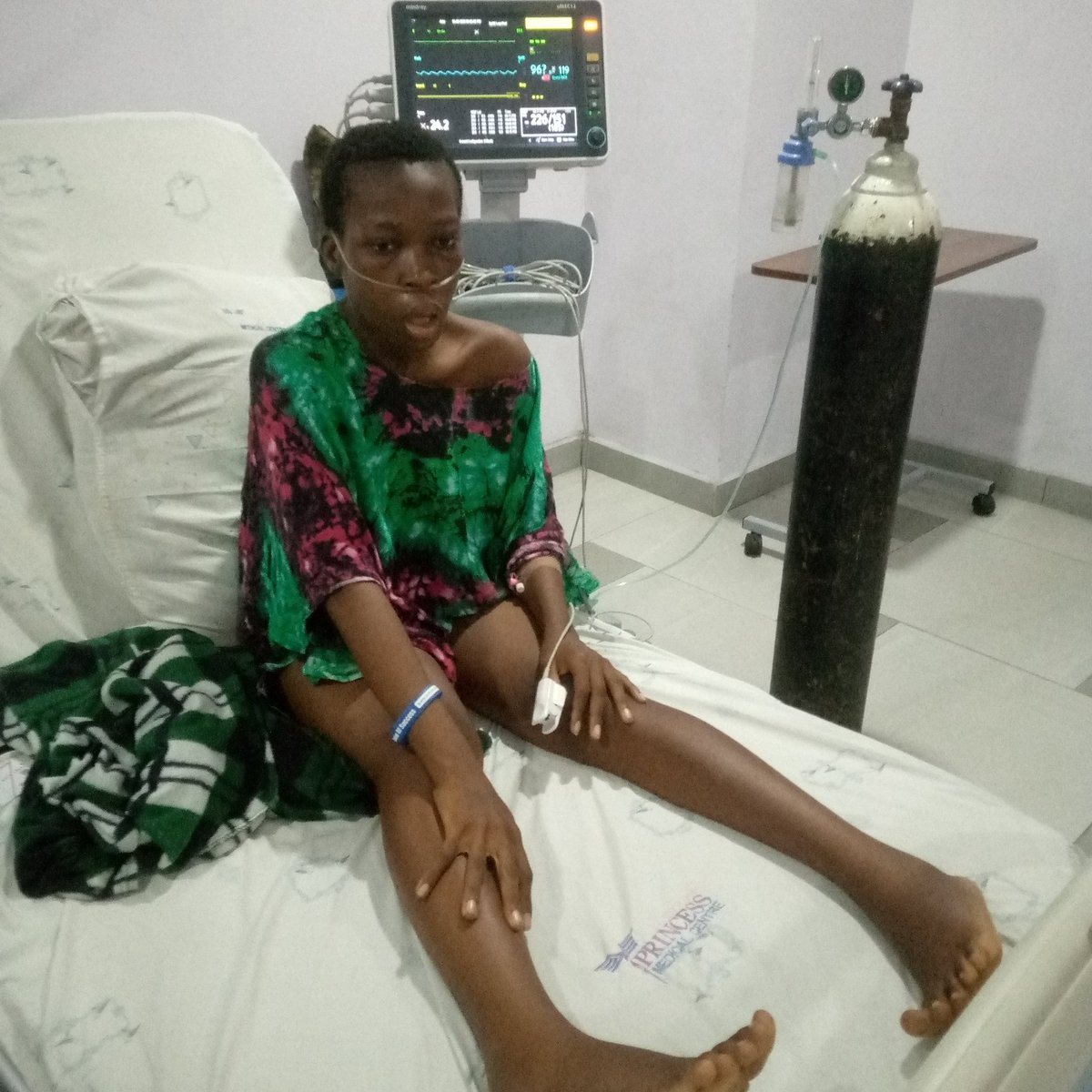 PreciousGlory71's tweet photo. Nigerians please help me am still soliciting for help please I have spent a lot on dialysis.i need a kidney transplant ASAP.#Africaandsouthamerica #oloye #youngThug #pirlo #Fajr   #Mourinho #Griezmann #ManUnited #scam please help like and retweet https://t.co/PxCG7kdzJq