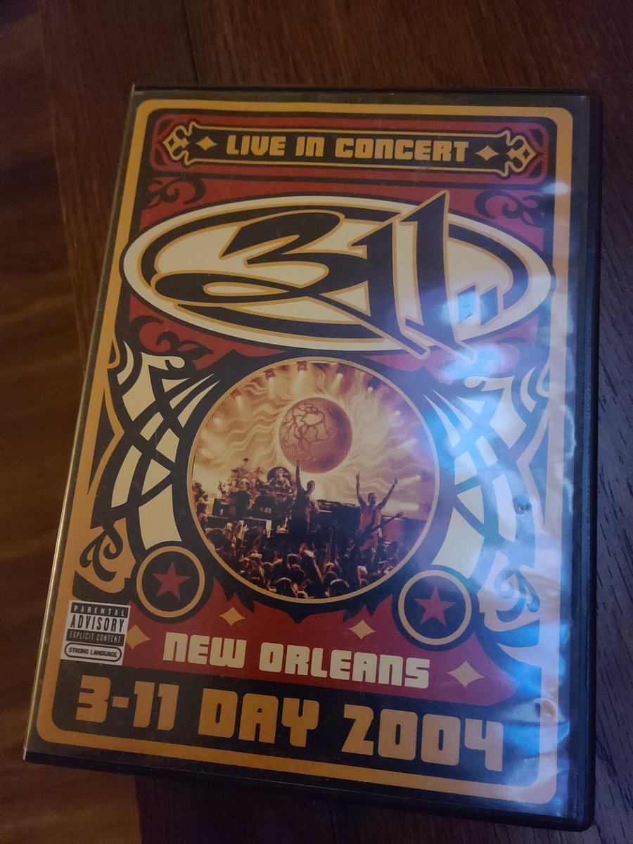 LamesHill's tweet photo. Ever heard of a rabbit hole? Here's mine. @311 https://t.co/7or8DMuavG
