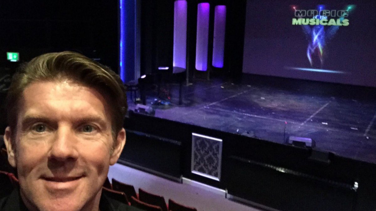 jackfoleysinger's tweet photo. #Throwback to when I performed at 'Magic of the #Musicals' show in #Scarborough a couple of years ago in November. 

I really look forward to my post-lockdown performances. But in the meantime, I am still receiving bookings for December #2020 and #2021.
#singer #throwback #bookme https://t.co/Oqjce6lreG