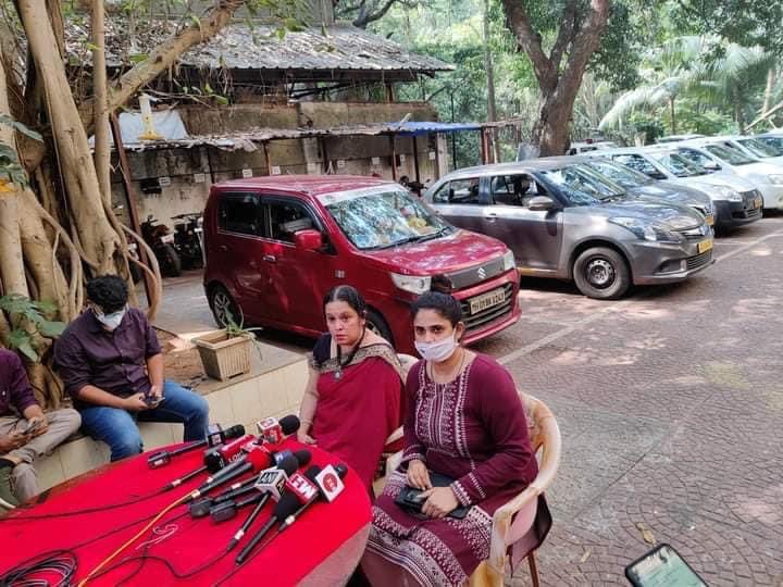 vaibhavUP65's tweet photo. “Bol Wo Rahe Hain, Lekin Shabd Humare Hain”- Librarian Dubey(3 Idiots) https://t.co/gDwLtFqtNN