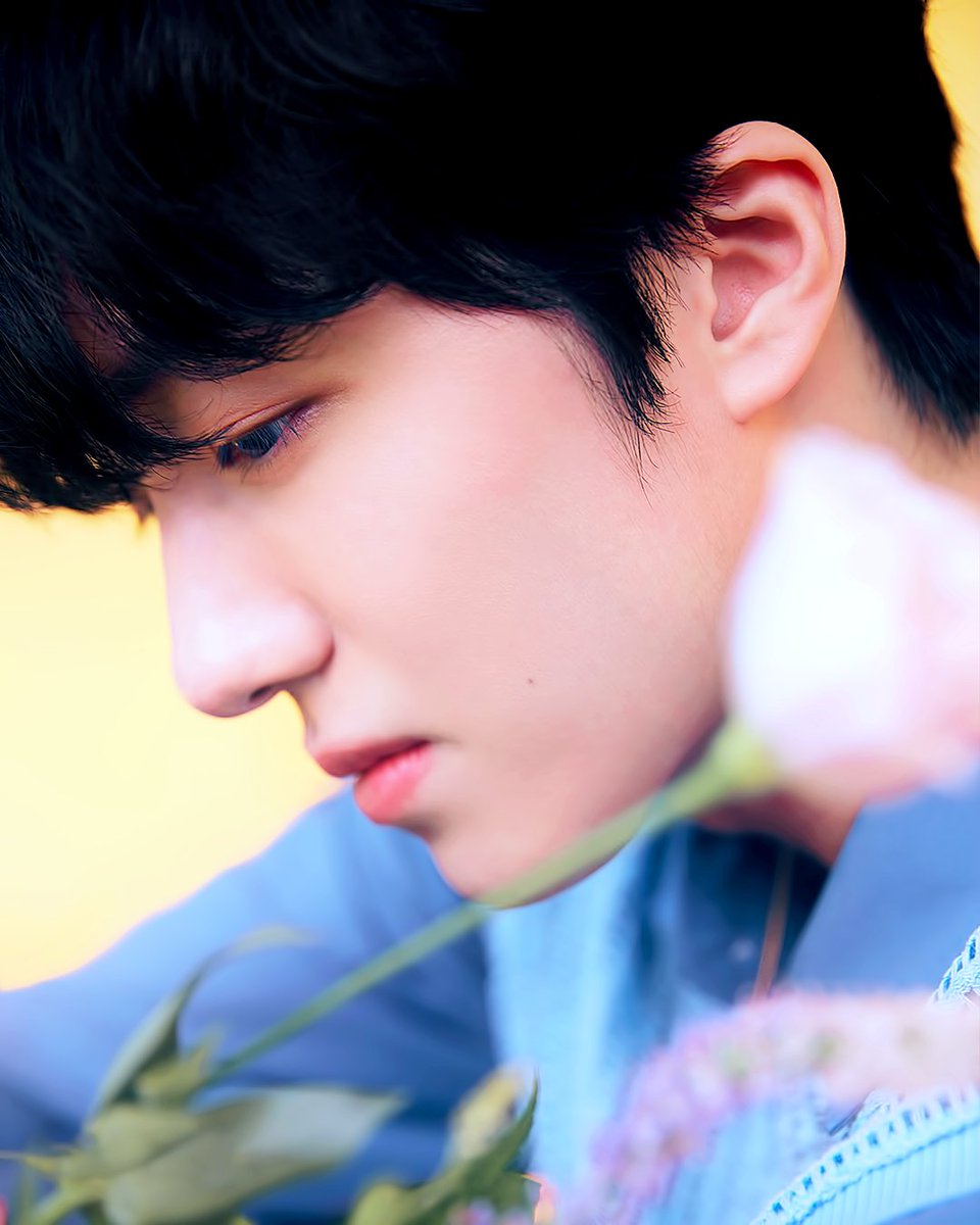 bachaani's tweet photo. #찬희 #SF9 
🌸https://t.co/UeOSos3dVT https://t.co/vbXU8bEERY