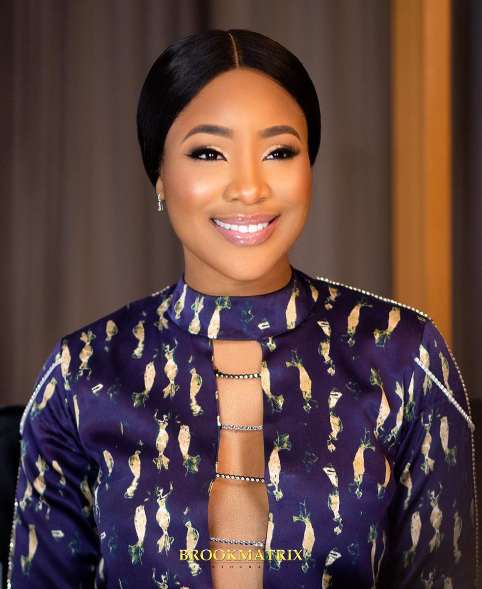 Seunchelsea1's tweet photo. Her Excellency Miss Erica ugomma blessing Nlewedin after you na you
One and only STAR GIRL ⭐⭐⭐⭐
Number one Actress 🌟💫✨✨✨✨
International award winner🌟✨⭐
#EricaPepperDem https://t.co/drmnviBUN7