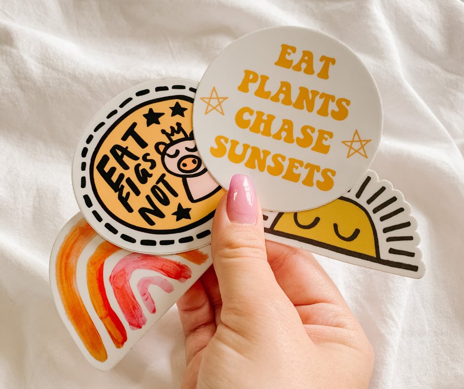 naturally_sv's tweet photo. Is anyone else super obsessed with stickers but can never commit to putting them anywhere? 😂

Because that's soooo me! 🙋‍♀️

Thank you so much to The Sunset Chasers for sending me these adorable vegan stickers! 😍 #gifted 

Check them out at https://t.co/b4RW03JVBX! https://t.co/In9d4HzZiq