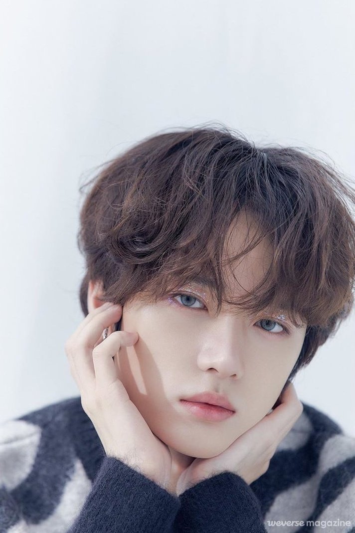 Drama_YJandSB's tweet photo. Бомгю слишком прекрасен
Наша феечка Бомгю✨✨✨
#BlueHour #BlueHourOutNow #BlueHourwithTXT #txt  #TXT_BlueHour #TXT_BEOMGYU #투모로우바이투게더 https://t.co/yfyaiho4YX