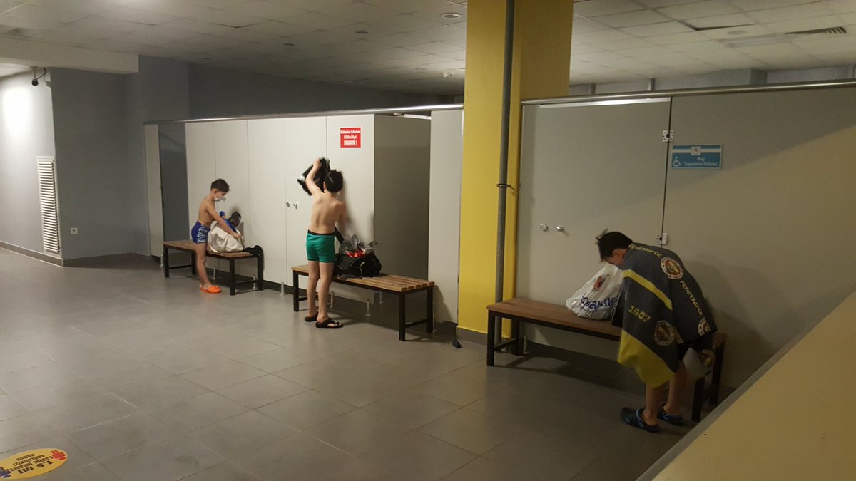 2012 doğumlu altyapı sporcularımız 8 ay sonra tekrardan havuza başladılar. 
Ahlaklı ve başarılı birer sporcu olmalarını dileriz.