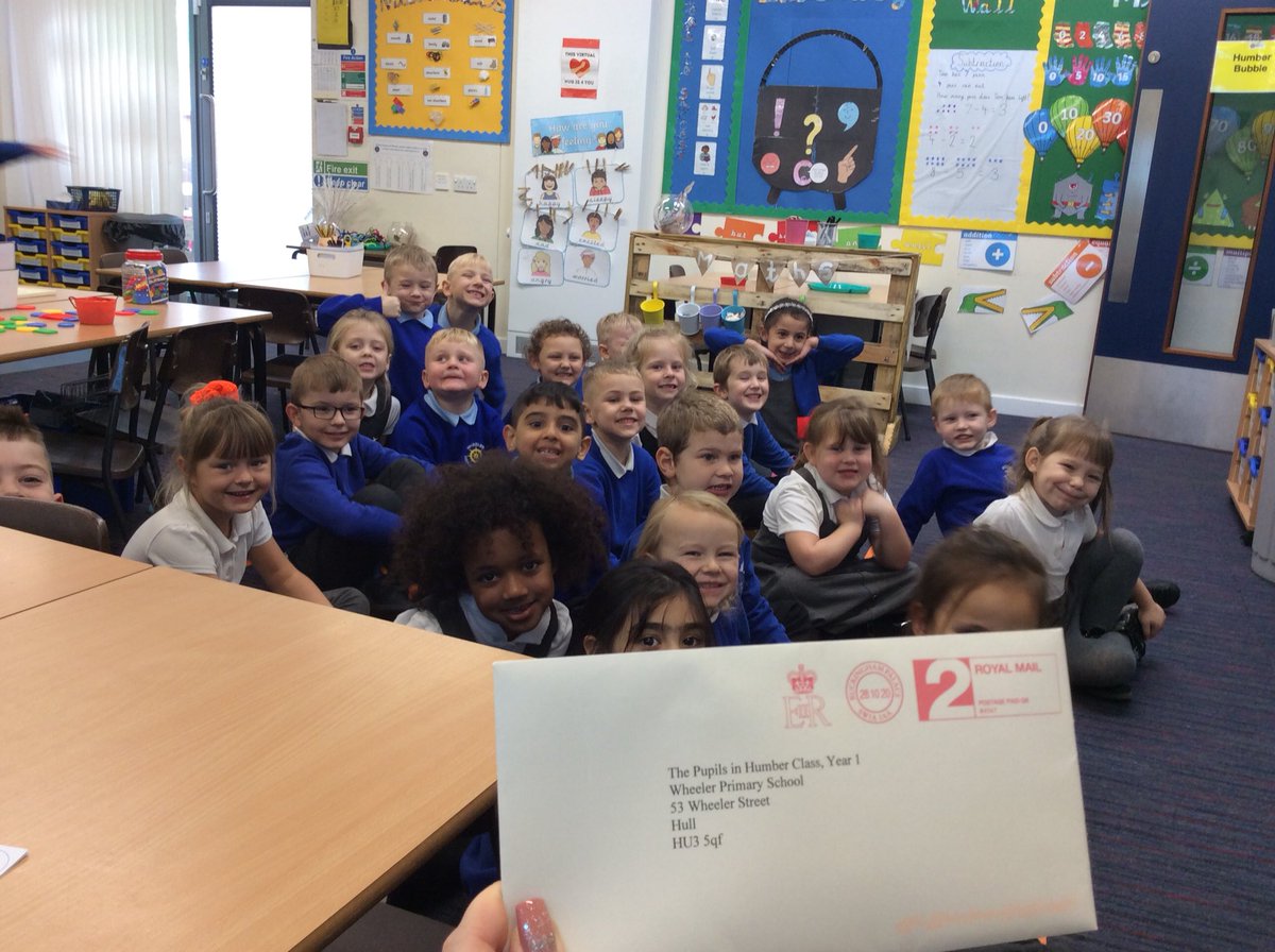 Wheeler_PS's tweet photo. Something very exciting happened today for Humber Year 1. We have received a letter from the queen. We were all very excited and grateful for the information in the letter telling us all about Windsor Castle and the Queen herself. Wow! #wheelertopic #wheelerliteracy https://t.co/nd1lkJprzD