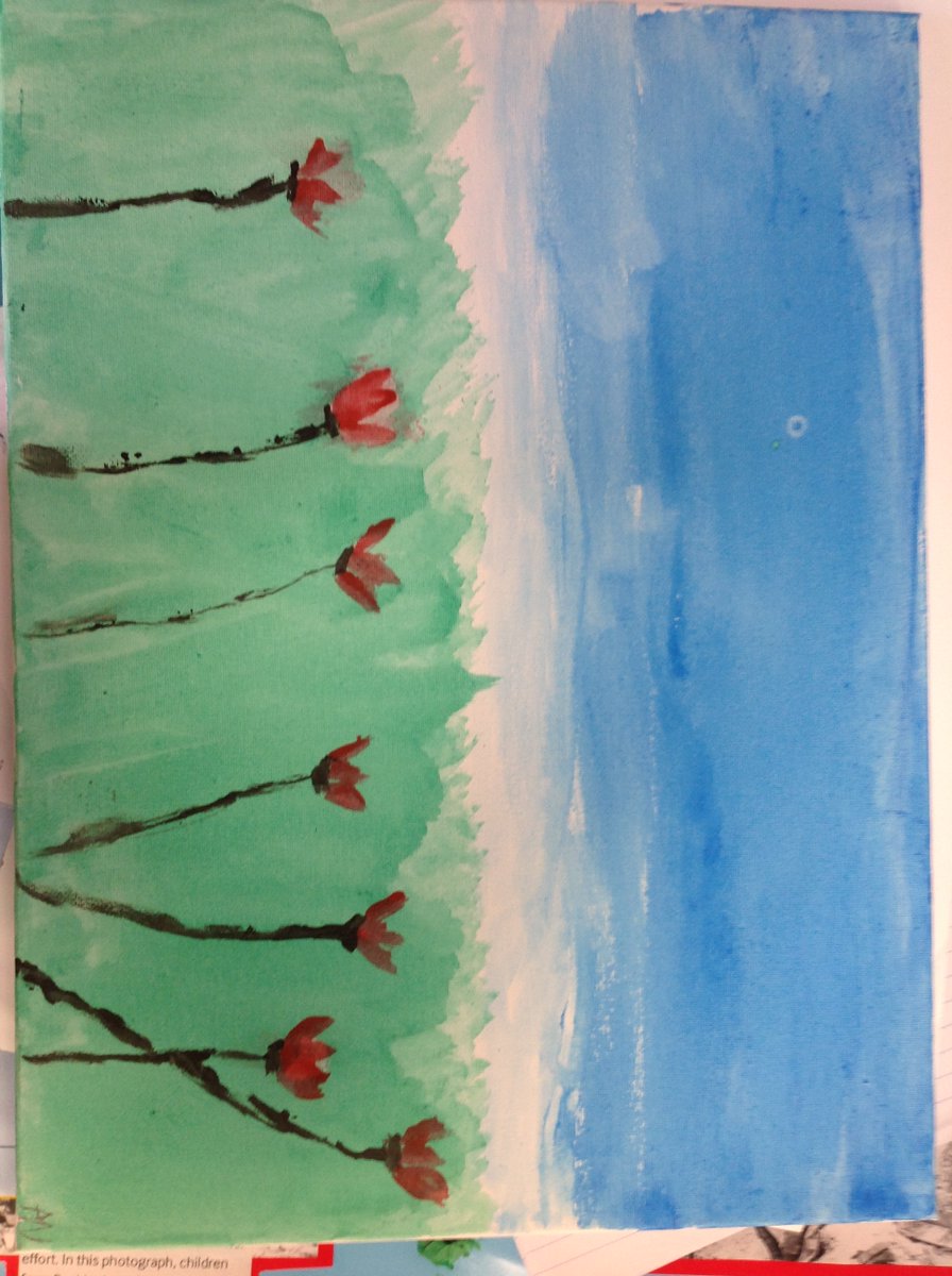 redhillprimary1's tweet photo. Year 6 have worked really hard over the holiday to make a project for Into the Trenches topic. Mrs Smith and Mrs Hilton are so impressed! #RedhillYear6 #intothetrenches #RemembranceDay https://t.co/6U4NsjsO6I
