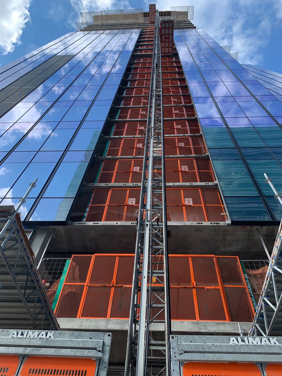CraneMaxim's tweet photo. Did you know we also rent Hoists? Looking for that Perfect Partner? Maxim Crane Works is it! #perfectpartner #maximcraneworks #peoplemover #manlift #notscaredofheights #cranelife #craneleader #hoist https://t.co/naJliCinND