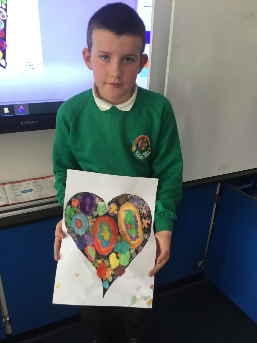 BrynHafodPrm's tweet photo. Blwyddyn 4 Glas had a great afternoon yesterday following the inspiration of the artist #Kandinsky. They created some rainbow hearts ready for our focus of ‘The History of the NHS‘ for our new project #APlaceInTime 🌈🖤 https://t.co/hN6hGcby6s