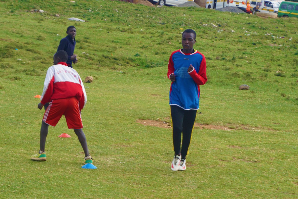 EldoretKarimaFC's tweet photo. Train hard,win easy. Check out the little warriors rise and train early at Kingston,Kamukunji
#TheAFRIKANWarriors
#EldoretKarimaFC https://t.co/CEC8AcglG2