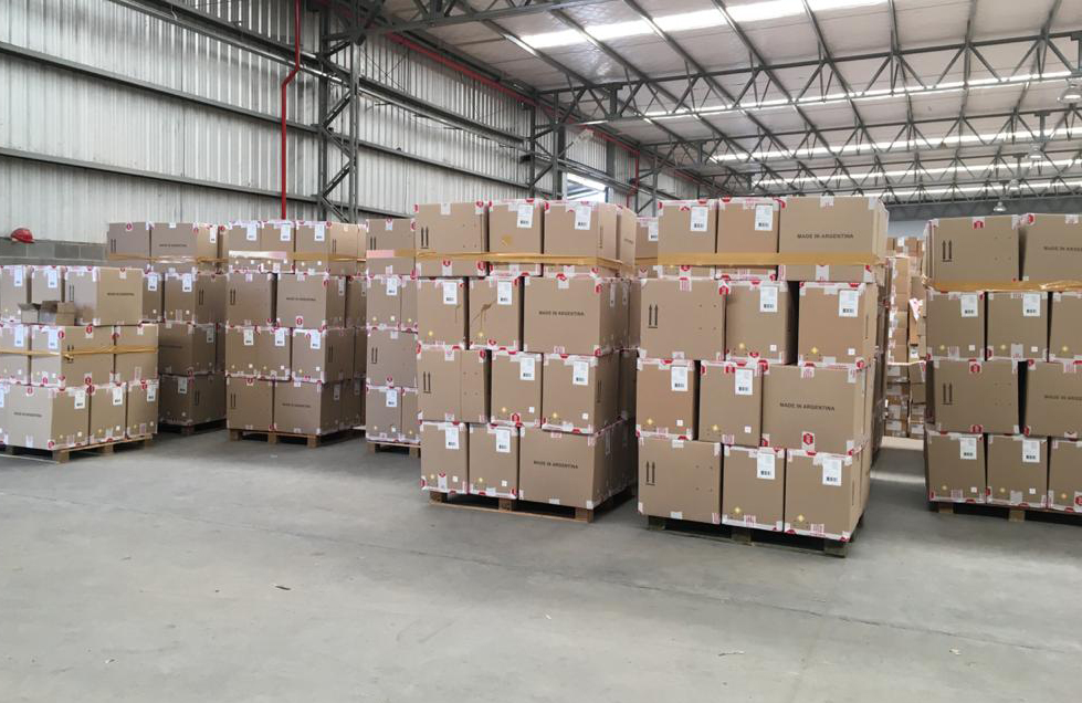 distrinando's tweet photo. De Argentina al mundo 🌐 

Exportación de Crocs a Brasil 🇧🇷

Seguimos haciendo historia! Producción Argentina, orgullo Nacional!

@alferdez @KulfasM @arielschale

#Distrinando - Desde 1934 - Empresa Familiar https://t.co/OXDci6HznS