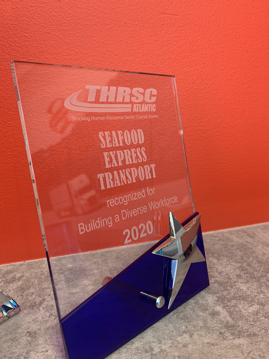 SFXTransport's tweet photo. Thanks @THRSC for a wonderful #AWIT2020 conference! Proud of our team for receiving a Diverse Workplace award & our HR Taylor for her rising star award 🌟 https://t.co/f052FP9Qp4