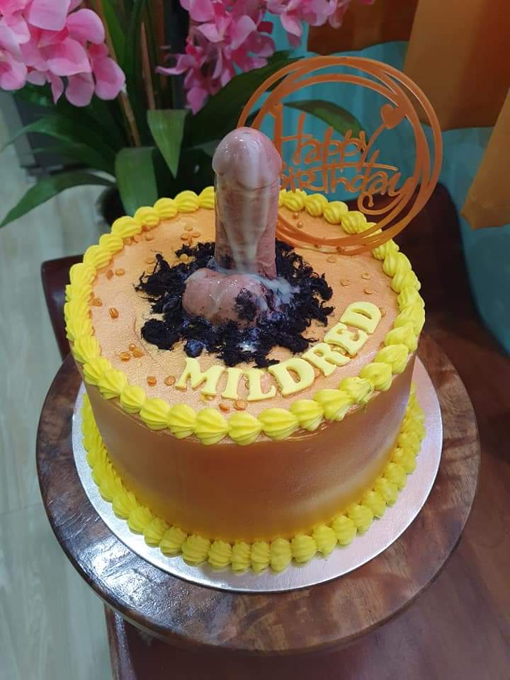 Xaria_Ericka's tweet photo. Hmp.ito Lang 😋😋 nakakamiss na eh 😋
Ate @ColesjoanP  @Ziontel_Zion @MhaeianZ ano pagawa na HAHAHAHA https://t.co/1VypZGGUPv