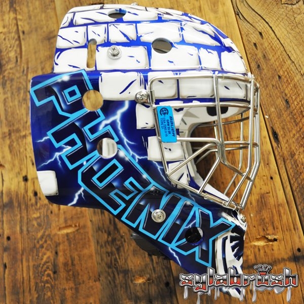 Sylabrush's tweet photo. SAMUEL HLAVAJ @PhoenixSherbroo new paint job!!  #QMJHL •••••  Nouvelle peinture de @HlavajSamuel du Phoenix de Sherbrooke #LHJMQ #SylabrushAirbrush #WhenDetailsMatter #BauerMask #GoalieMask #GoalieMaskArt https://t.co/glJGBMF6mE