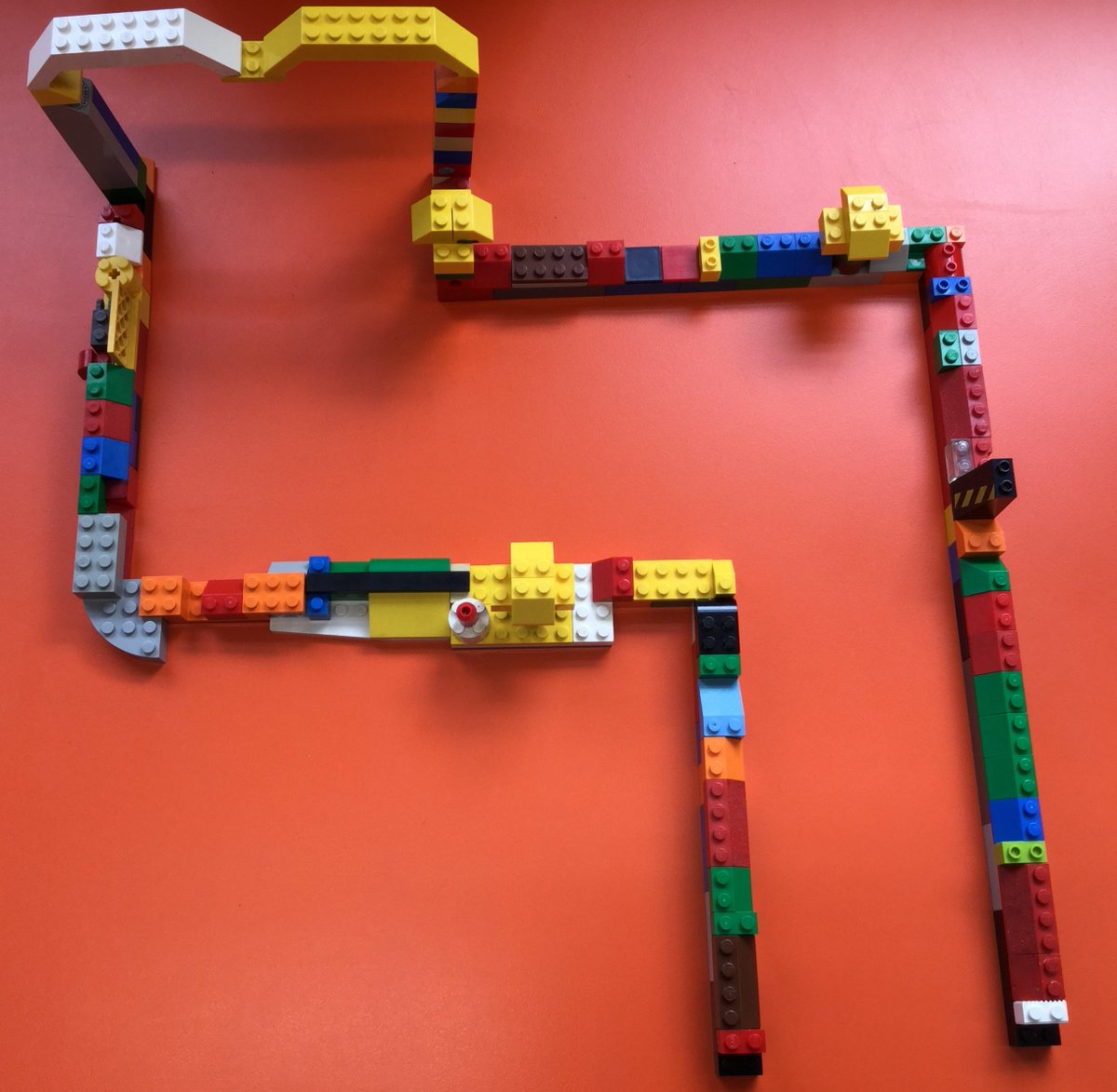 TechnologyDHS's tweet photo. Year 6 have been creating mazes using #lego in #Technology for their #CodingRoboticsAndElectronics project. Over the next few weeks they will be testing their #lego #WeDo #bees and seeing if they can pollinate our #lego flowers! Watch this space! #WeLoveCoding #Collaboration https://t.co/lwWyIDJ6pz