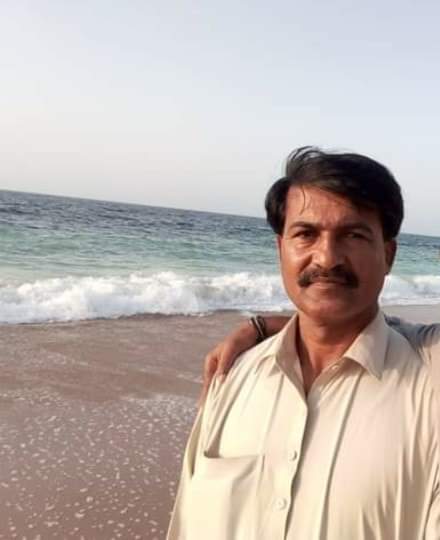ZakirBaloch_99's tweet photo. ایک اچھے استاد،قابل اور  اٹھارہ گریڈ کے  پروفیسر کو بغیر تحقیق کےمعطل کرناانتہائی افسوس ناک اقدام ہے۔ 
#Stands_With_Sir_Meeran_Saahb 
#SaveBRCTBT https://t.co/lT88wiF67r
