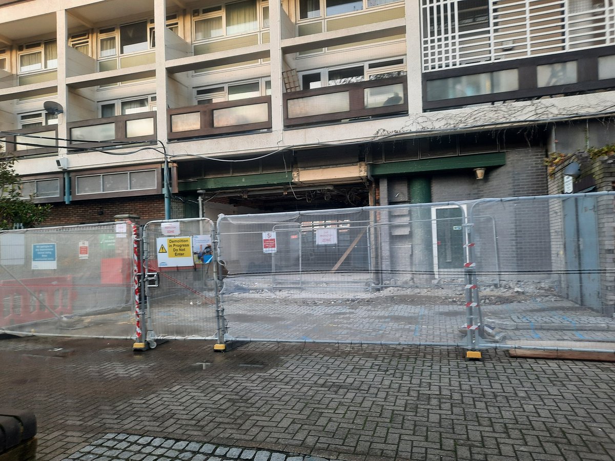 South Lambeth Estate tweet media