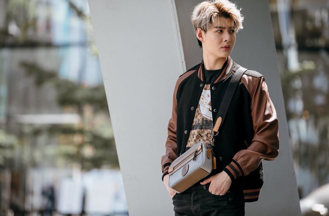 perthsaint_ph's tweet photo. IG UPDATE: @Saint_sup
So many smile begin with you
#alexfaceforcoach #Pacificagroup
#saint_sup #saintsuppapong #MingEr https://t.co/jzHg7C97Ka