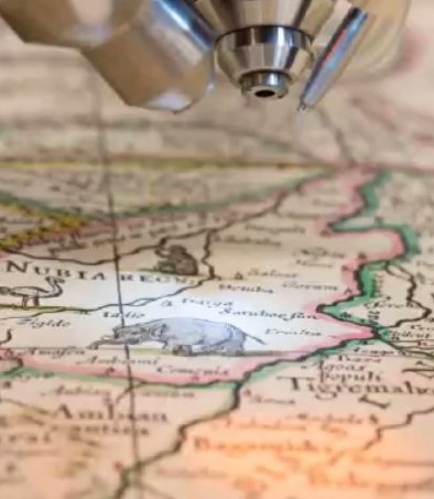 CarmemMarx's tweet photo. Fascinating to know more about Colours in maps with Peter Zietlow, Universitat Hamburg. Non invasive colour analysis: capabilities and challenges upon studying maps. #mapsandcolours #maps #mapsarecute #workshop #maphistory #History https://t.co/46Z7StcarX