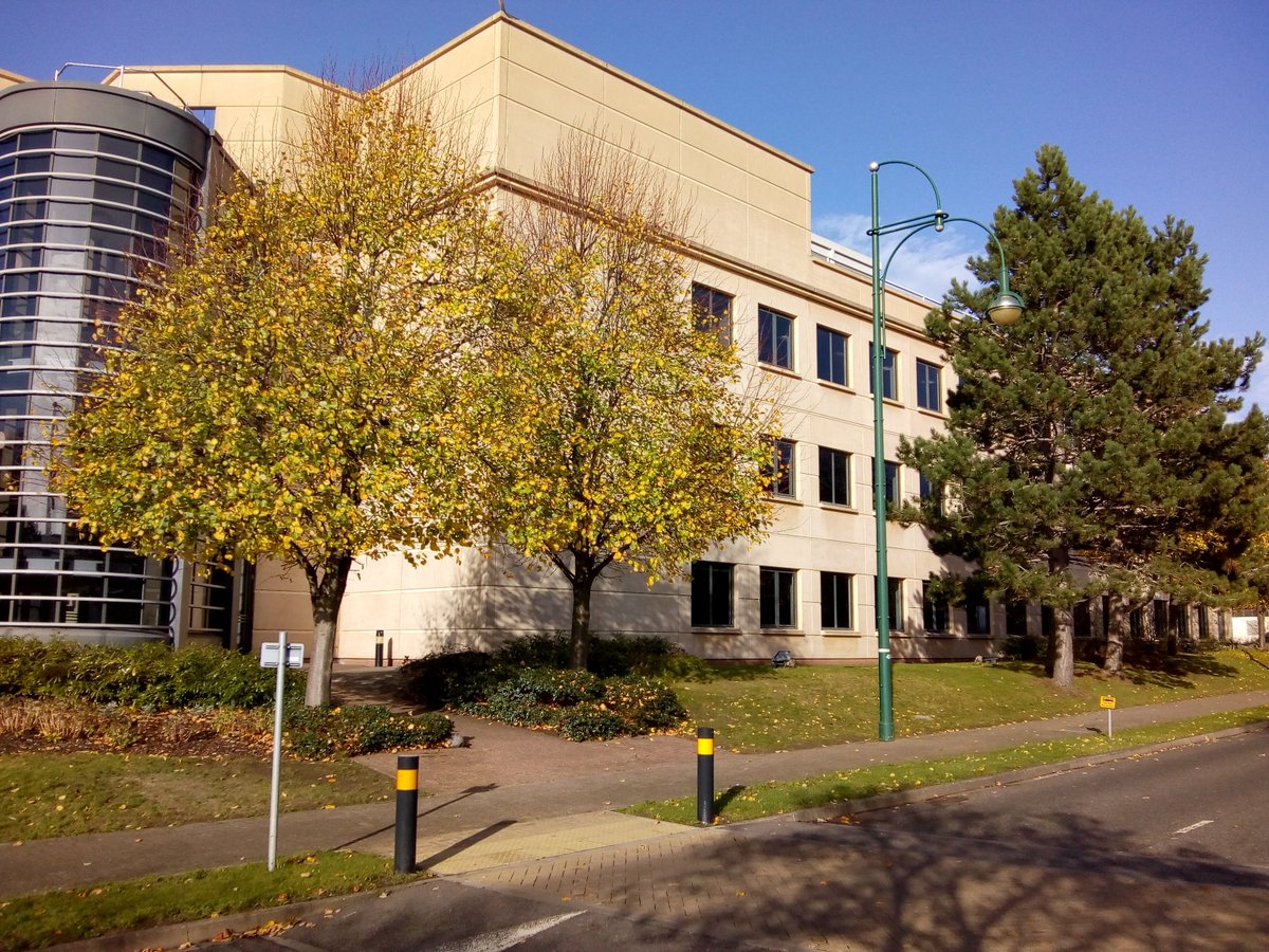 AerospaceFbough's tweet photo. Autumn Vibes at Ascent 4 building, Farnborough Aerospace Centre @FedHermesIntl @CanmoorProp @ParagonBC @HaleBrownArch @CBRE_UK @CushWakeUK @HollisHockley #officestolet #officespace #m3corridor #farnboroughaerospacecentre #businesspark #placemaking #communityengagement #gooutside https://t.co/Lep5NyHn5r