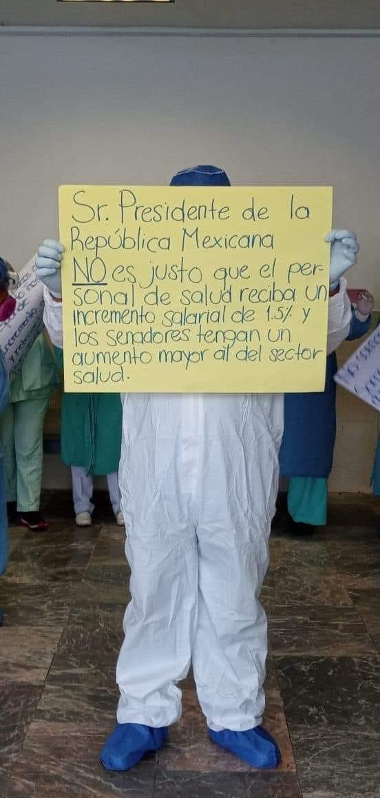 PLakech's tweet photo. NO ESTUDIEN MEDICINA, vayan por las barriadas diciendo mentiras y prometiendo imposibles y, como el #CacasObrador y su banda de Morenasnos, llénense la bolsa robando a esos mismos idiotas que les creyeron #LopezMexicoTeRepudia #LigaMitica https://t.co/vVCHZJtVQa