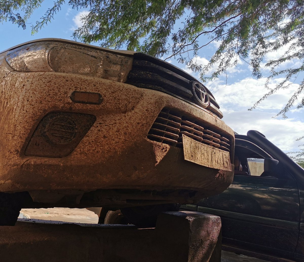 The underbelly bracing did it's work, protecting the sump from knocks and flattening the sand on the trails. Tuoge sasa.