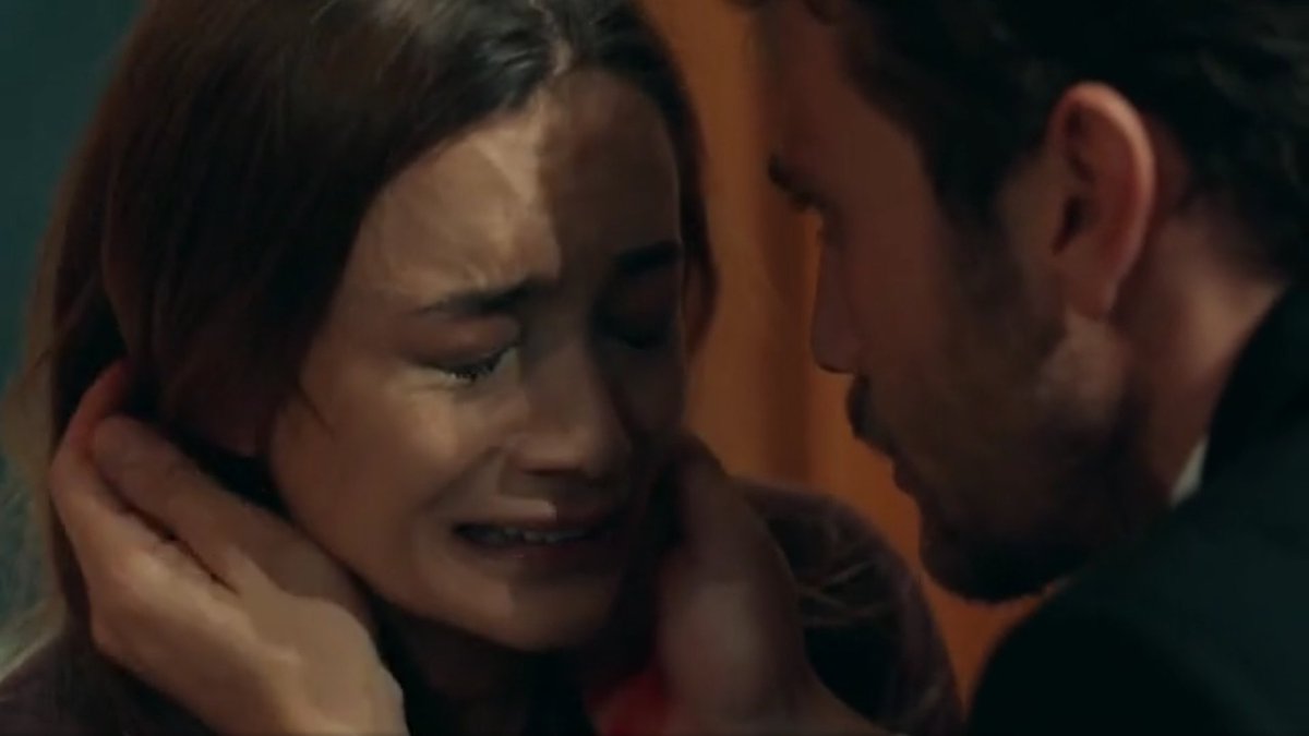 Efsun just like yamac couldnt admit killing her grandmother with Her own hands.yamac had the same experience,he understands Her pain and suffering,he told Her that it Will not pass,means she Will need to live with the burden of killing Her grandmother++ #EfYam  #cukur