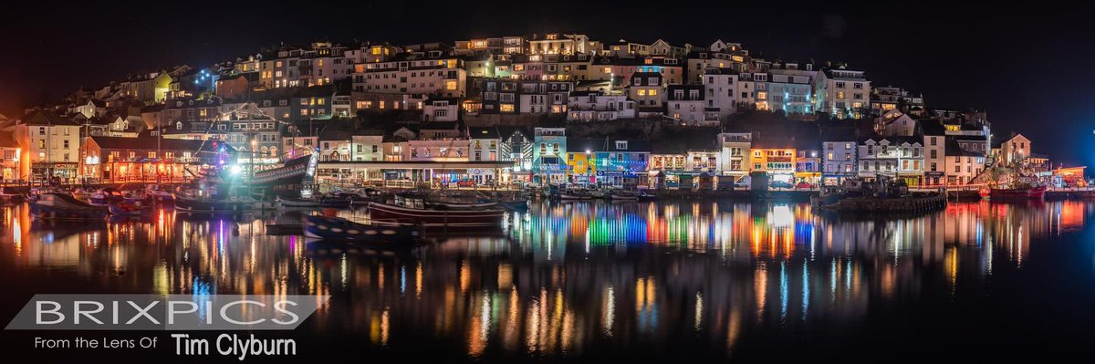 Vixbrix's tweet photo. Love this by #TimClyburn - #BrixPics check out more on Devon & Brixham photos on fb. Lovely #brixham last night https://t.co/300fg8Hzdg