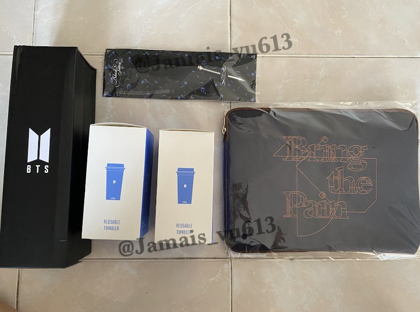 Shop613Magic's tweet photo. Stock Arrival📦 Thank you so much 😊
BTS Pop-Up Store Merch !!
#Jamais_vu613stockarrival #stockarrival https://t.co/Ui17Rwqsj1