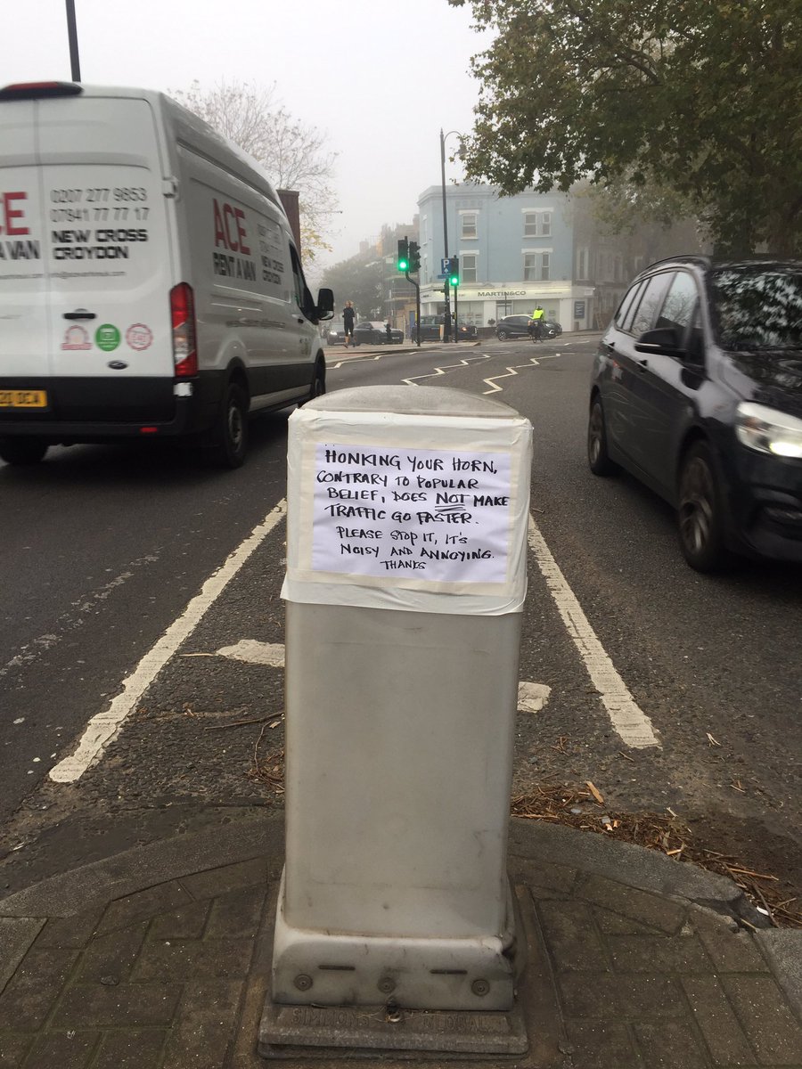 LotsRoadChelsea's tweet photo. Sign of the Day on Cremorne Road SW10. Toot toot. https://t.co/0vFD23hivb