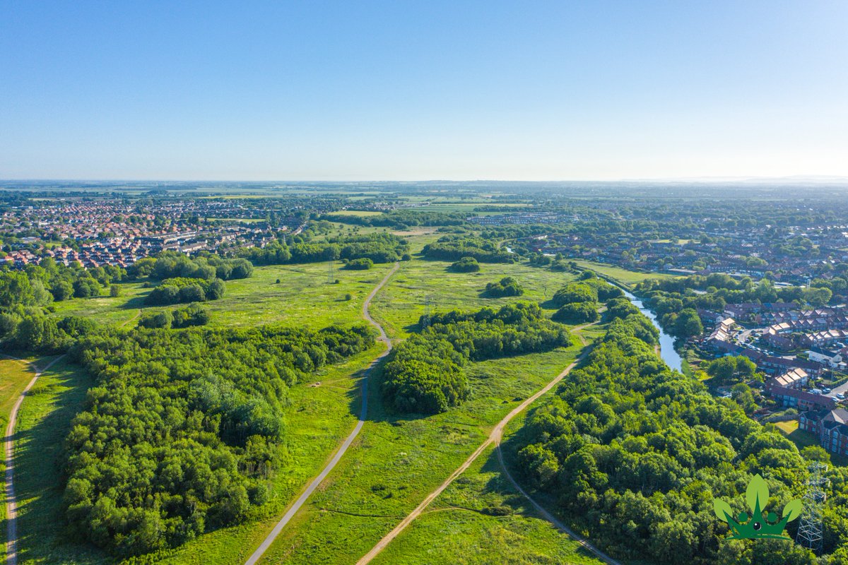 saverimrose's tweet photo. Day 1 of Lockdown 2.0. Challenging times BUT don't forget the beauty on your doorstep. Rimrose Valley has proven its value throughout this year more than ever. @transportgovuk @HighwaysEngland and @PeelPorts  think it should be bulldozed. THAT'S our fight. Photo @stratusimagery https://t.co/oj5roVe8RG