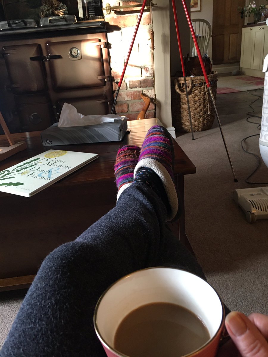 THUNTER_x's tweet photo. ... coffee number two! ☕️
Then I’ll throw that Hoover round and get stuck into some painting.
#homefortheweek https://t.co/9xXuMC2AWl