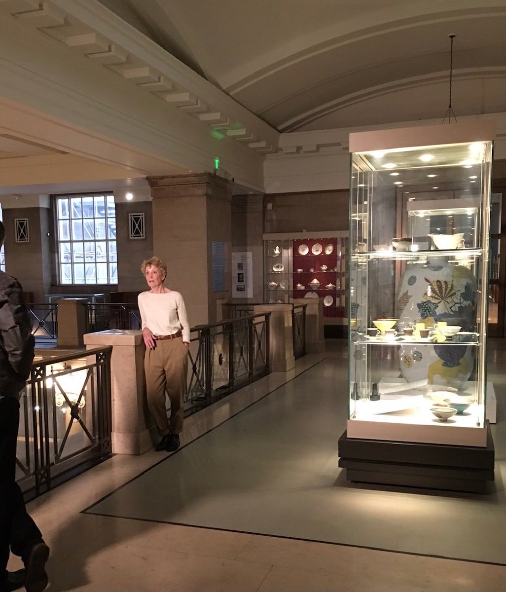 DWTCollection's tweet photo. #DWT trustee Sian Ll Williams @Museum_Cardiff on tonight’s #Heno, talking about #DerekWilliams and his incredible legacy of art for Wales. Catch it at 7pm, #S4C.
#ArtforWales #DerekWilliamsTrust
@AmgueddfaCymru @NatMuseumArt @graffeg_books https://t.co/zXTS5INkiJ