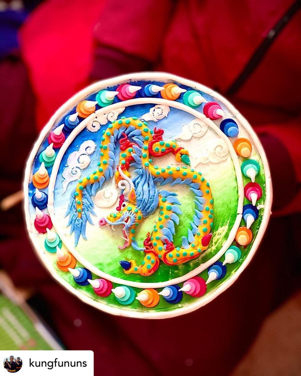 Drukpa's tweet photo. @KungFuNuns
We are nuns of the Drukpa Lineage. Drukpa means Dragon in our language. This is a Dragon Torma that we made. The Dragon is an ancient symbol of fearless love.
#KungFuNuns #BeYourOwnHero #Dragon #Drukpa #Himalayas #DrukpaNuns #NunsLife #Torma https://t.co/2Z1j7yCOVC