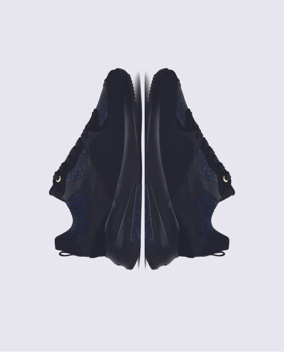 androidhomme's tweet photo. .
It's in the angles.
Propulsion Mid Black Cobalt Rubber Mosaic Mesh // Our best performing Propulsion Mid with its multi-aspect upper and personalised minimal outsole.
Pay later with Clearpay
#androidhomme #androidhommeuk #losangeles #androidarmy https://t.co/KxUMT3F75H