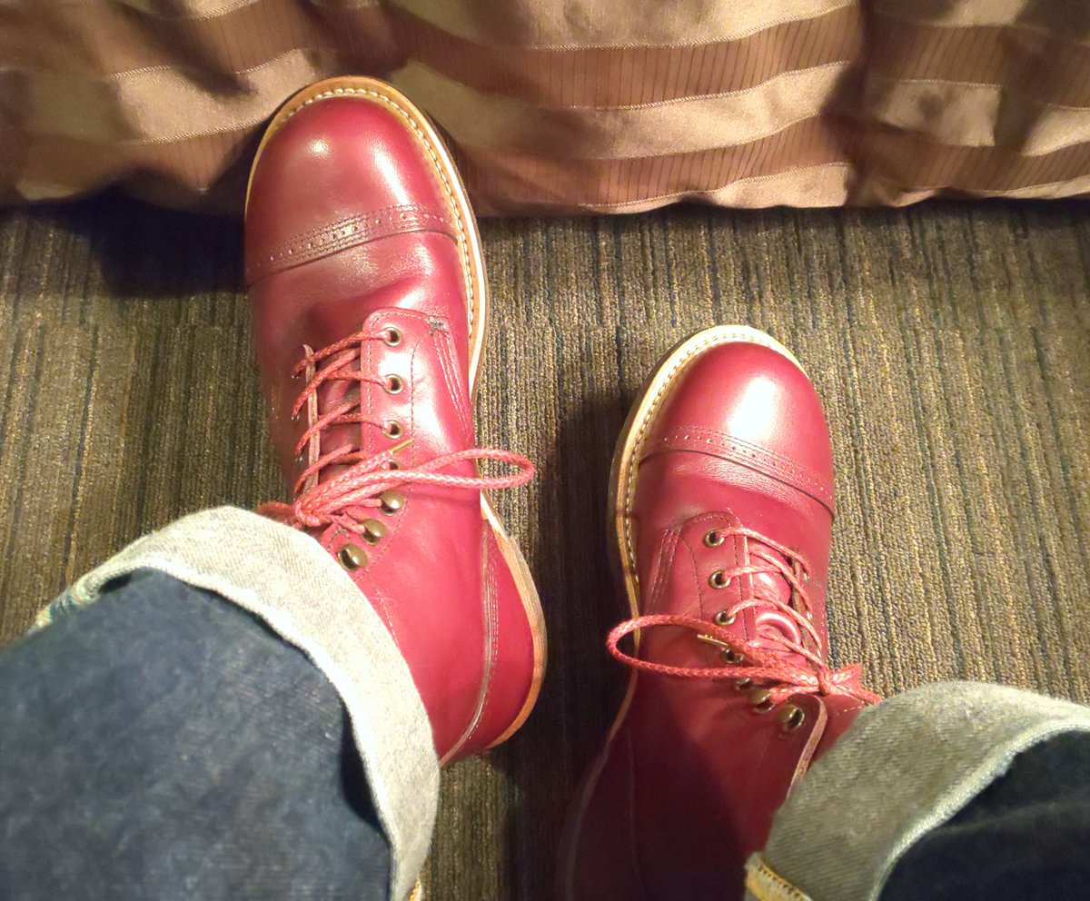 two79136462's tweet photo. 仕事終わったので着替えて散歩へ。

#REDWING 8012 https://t.co/EN00Mb2dnI