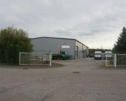 kilgus's tweet photo. Im Alleinauftrag: #Gewerbehalle / #Lagerhalle, ca. 600 qm, mit Wohnung und Außenfläche in #Beinheim / #Elsass (Frankreich) zu verkaufen. Exposé und weitere Informationen unter https://t.co/YY16cqkAuT https://t.co/T48yhbqOji