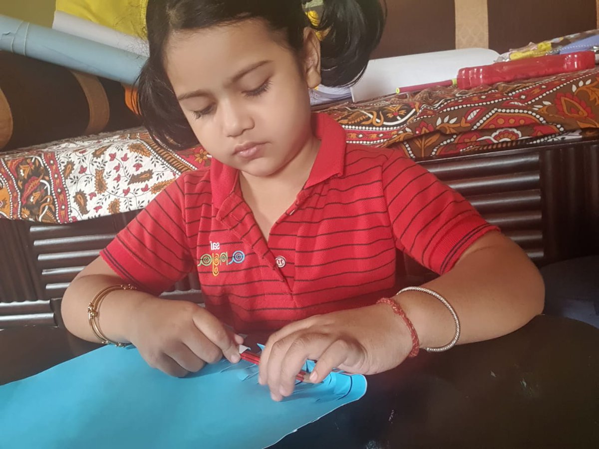 SAI_Edu_In's tweet photo. Students also made a 'cruise ship' with paper cutouts. The session helped them to know more about ships, boats, canoe and many more that sail on water. #linguisticskill
#naturalisticskill
#intrapersonalskill https://t.co/obUuZk9K65
