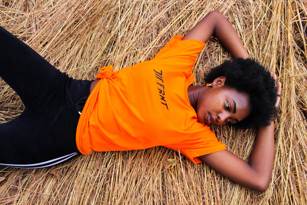 VisionryOffical's tweet photo. Neon Orange Diffrnt merch in stock for ònly 10USD Size (L)
Unisex for boys and girls
#streetwear #fashion #zimmodels #print #fashionblogger #model
+263782808912 to place your order https://t.co/LxeIhIrT2r